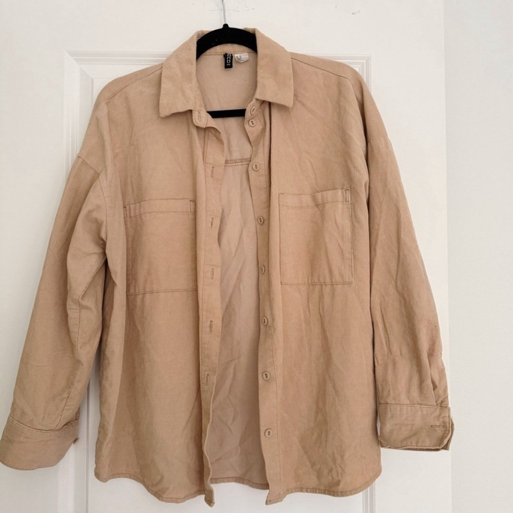 H&M women’s soft Beige Brown corduroy button up shirt top size XS 2 4